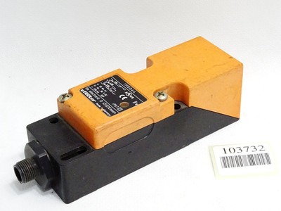 Ifm electronic IM5044 Induktiver Sensor IME3020-FPKG/US-100-DPX