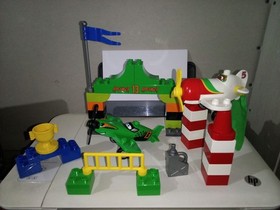 LEGO DUPLO SET #10510 DISNEY PIXAR PLANES RIPSLINGER AIR RACE El CHUPACABRA VGC