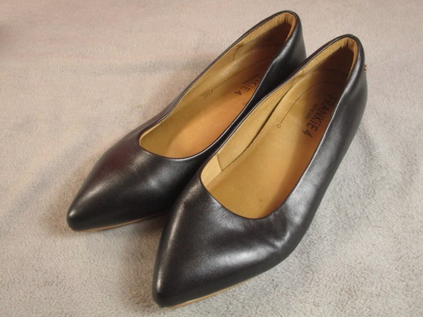 Frankie4 Poppy Leather Ballet Flats Women 8.5 Black Pointed Toe Shoes $259