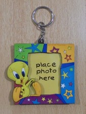 LOONEY TUNES TWEETY ADVERTISIGN PHOTO FRAME KEYCHAIN BY WARNER BROS 2001