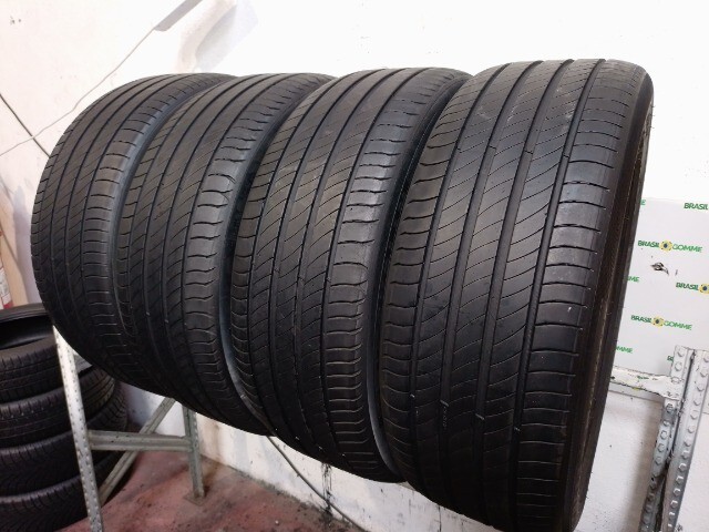 Foto 5 di 9