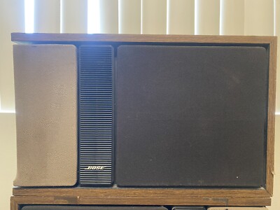 Vintage BOSE 301 Series II Direct Reflecting Speakers L/R Pair