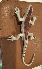 SUPER CUTE BEIGE BROWN ALLIGATOR LIZARD HAIR BARRETTE CLIP TIE LIFE SIZE NEW