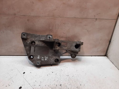 Volkswagen PASSAT B6 2006 Halterung Lichtmaschine 06F903143F Benzin 110kW