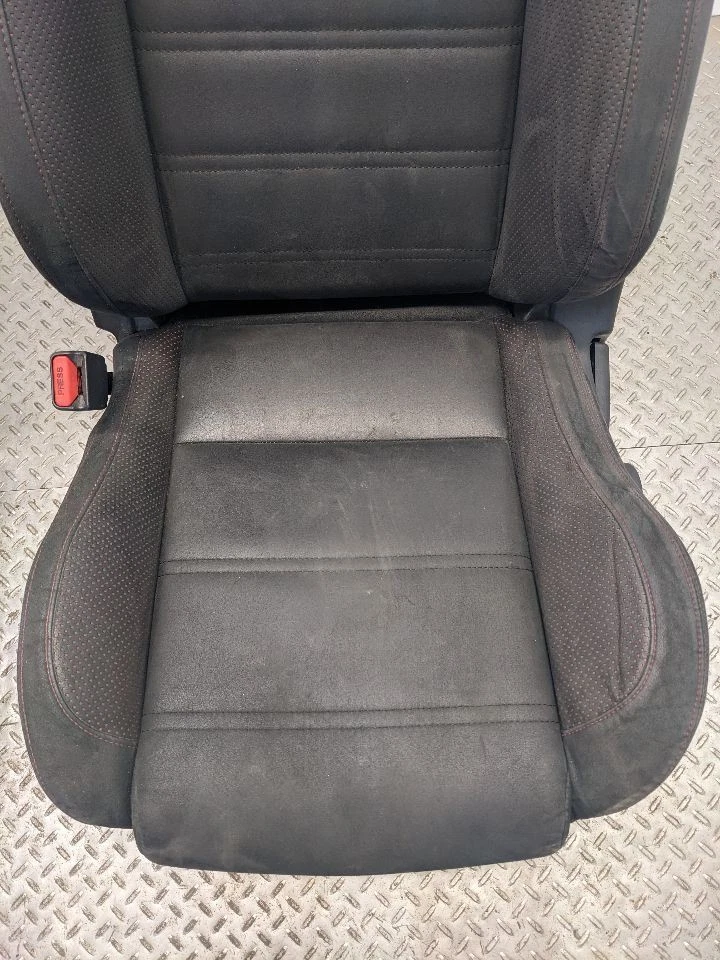 Juego Asiento Delantero Conductor Pasajero Cuero Manual Nismo 16-17 JUKE 1167786 Foto 3 de 4