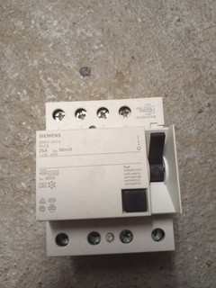 Siemens Fehlerstrom Schutzschalter FI RCCB 5SM3 342 6