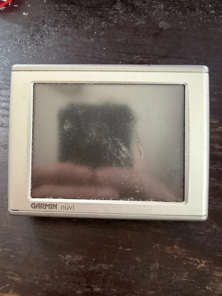 Garmin Nuvi 360 GPS Bundle With USB Charger And Case Car Navigation Device hj27 - Image 2 of 4