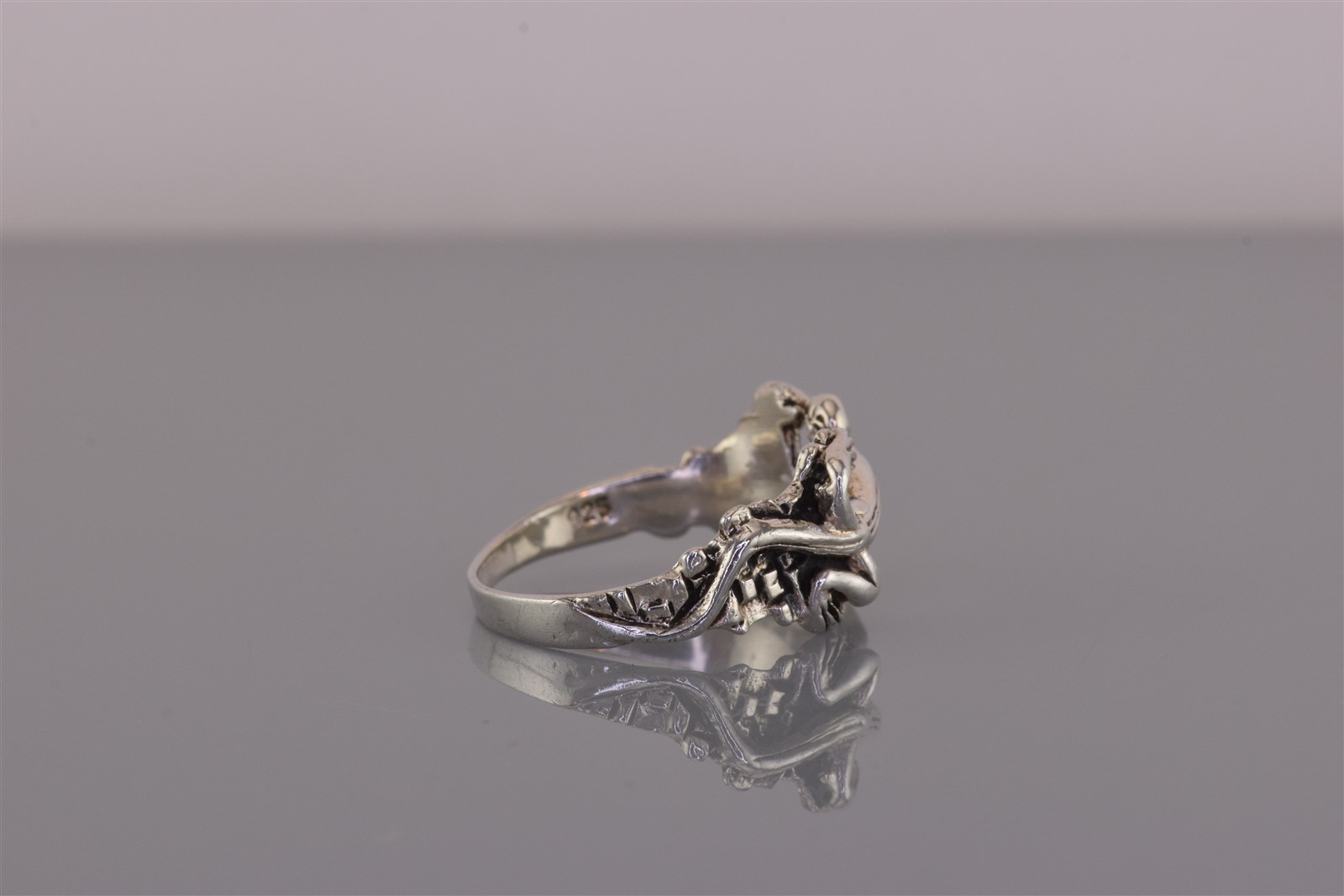 Sterling Silver Dimensional Crawling Lizard Band … - image 3