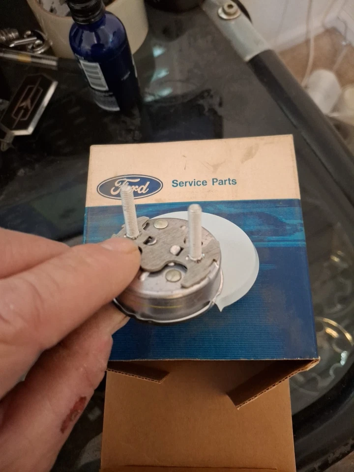 NOS 1964 Mercury Fuel Gauge  OEM FOMOCO C4GY-9280-A - Image 3 of 4