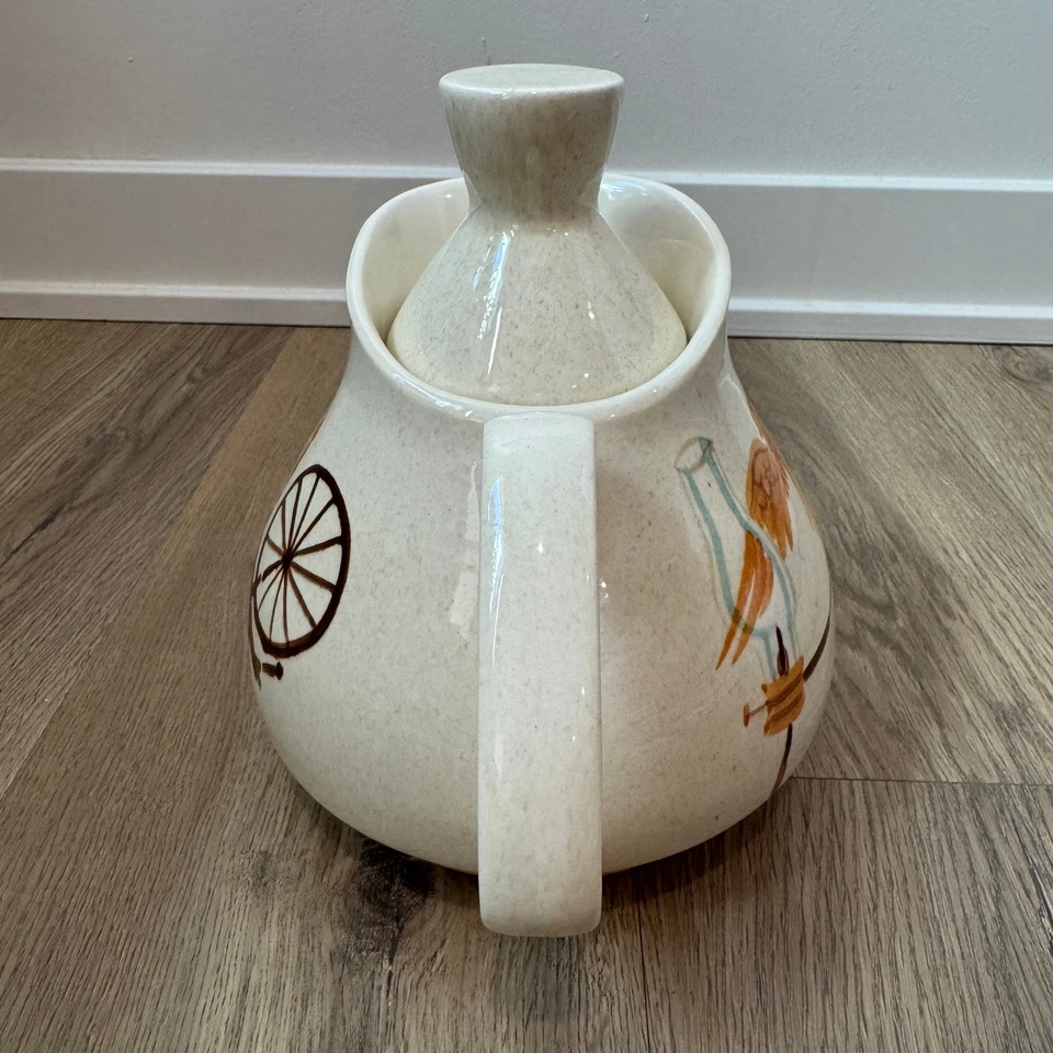 Red Wing USA Ceramic Hearthside Teapot Pitcher Cream Farmhouse MCM 60's EUC - Image 4 of 4