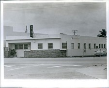 1966 Dr Suarez Clinic Business Building Miami Herald Fl Bob East 8X10 Photo