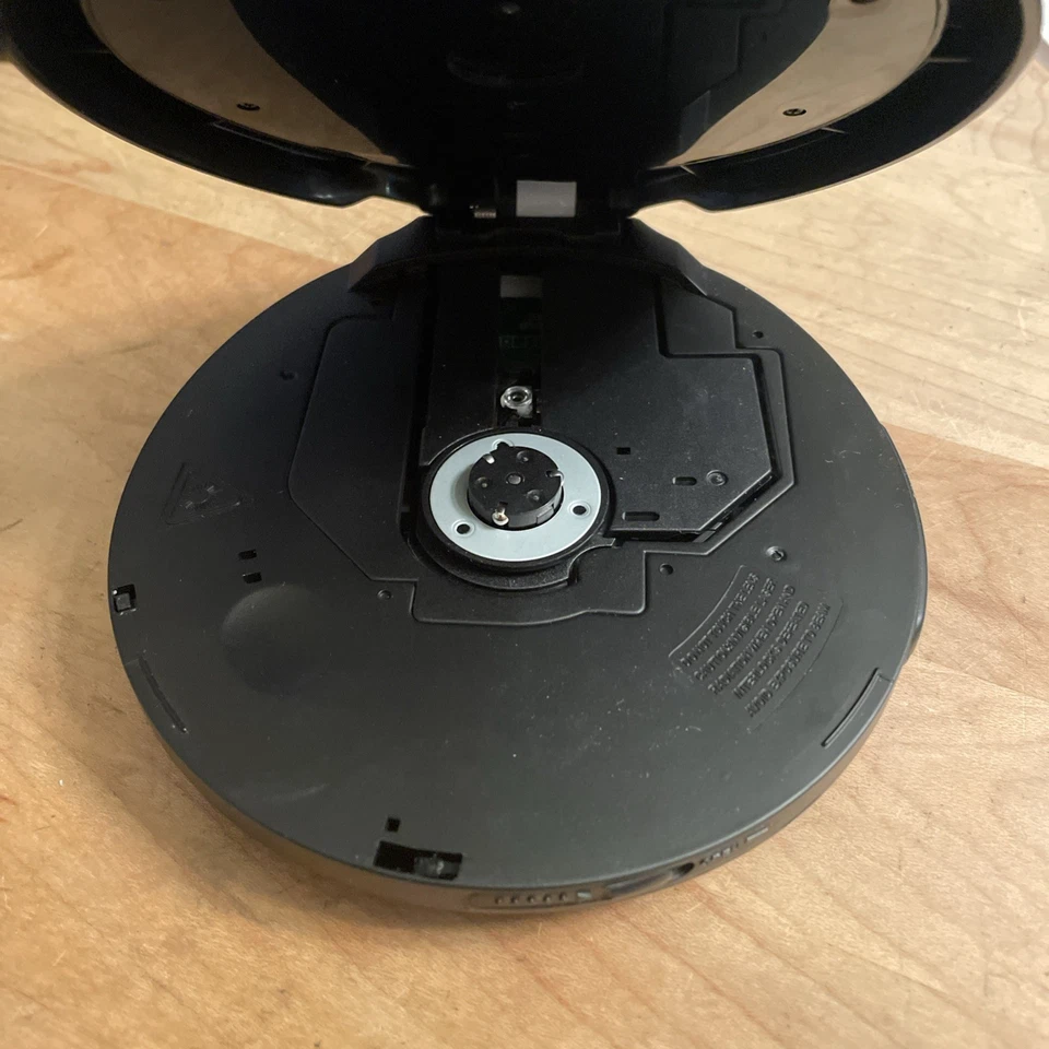 Reproductor de CD portátil BOSE PM-1 con tecnología antideslizante probado funciona Foto 2 de 4