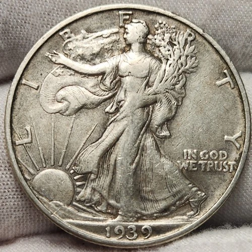 1939 S Walking Liberty Half Dollar - 90% Silver - Great For Albums - WL-3928s