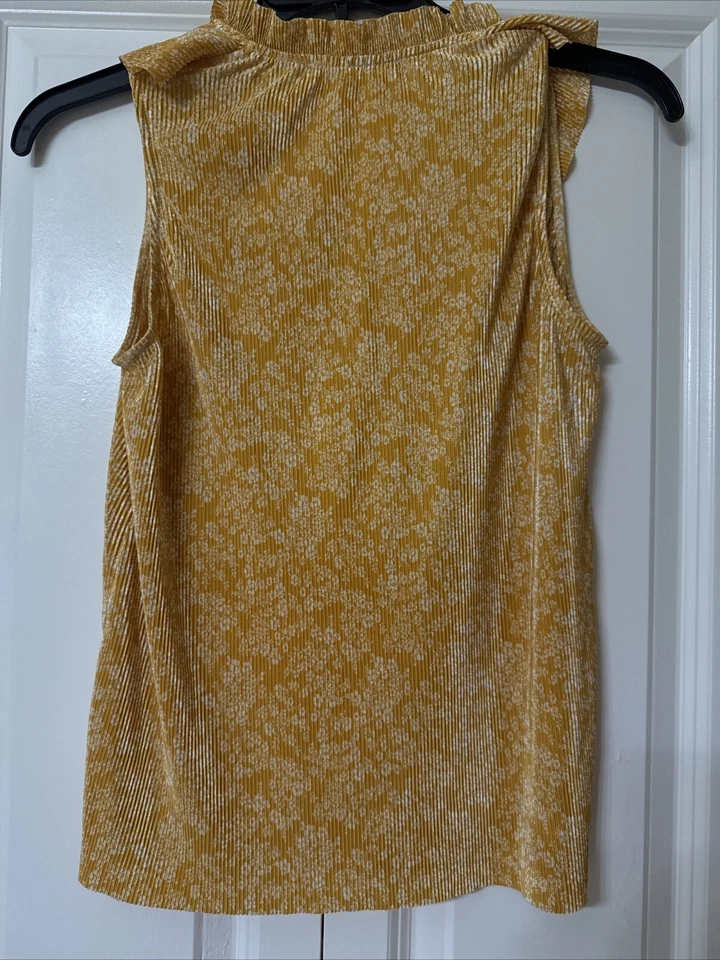 MNG 芒果衬衫花卉黄色背心 S 码 — 第 2/4 张图片