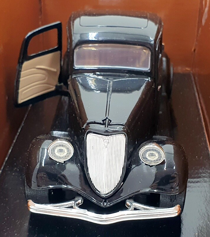 Picture 4 of 5