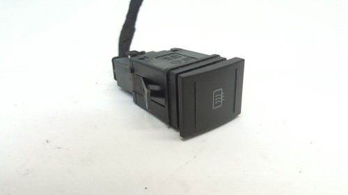 VW Polo - Schalter Heckscheibenheizung 6Q0959621   (83)