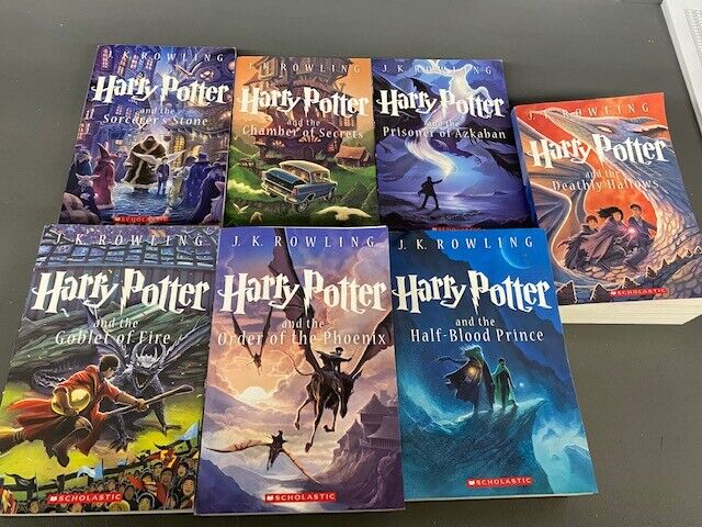 Harry Potter Special Edition Paperback Boxed Set: Books 1-7