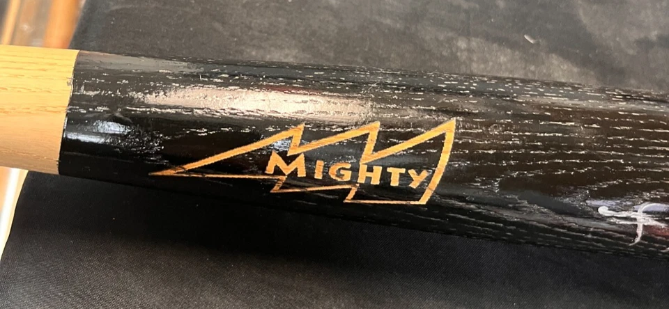 Laynce Nix Texas Rangers Hand Signed Autographed Full Size Black Mighty Bat AA - Image 3 of 4