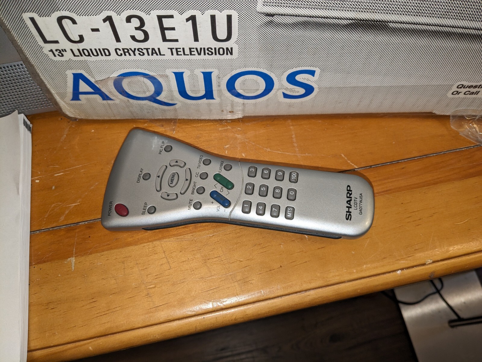 Sharp Aquos LC13E1U 13” Silver LCD 43 TV W/ Power 2 Remotes Retro