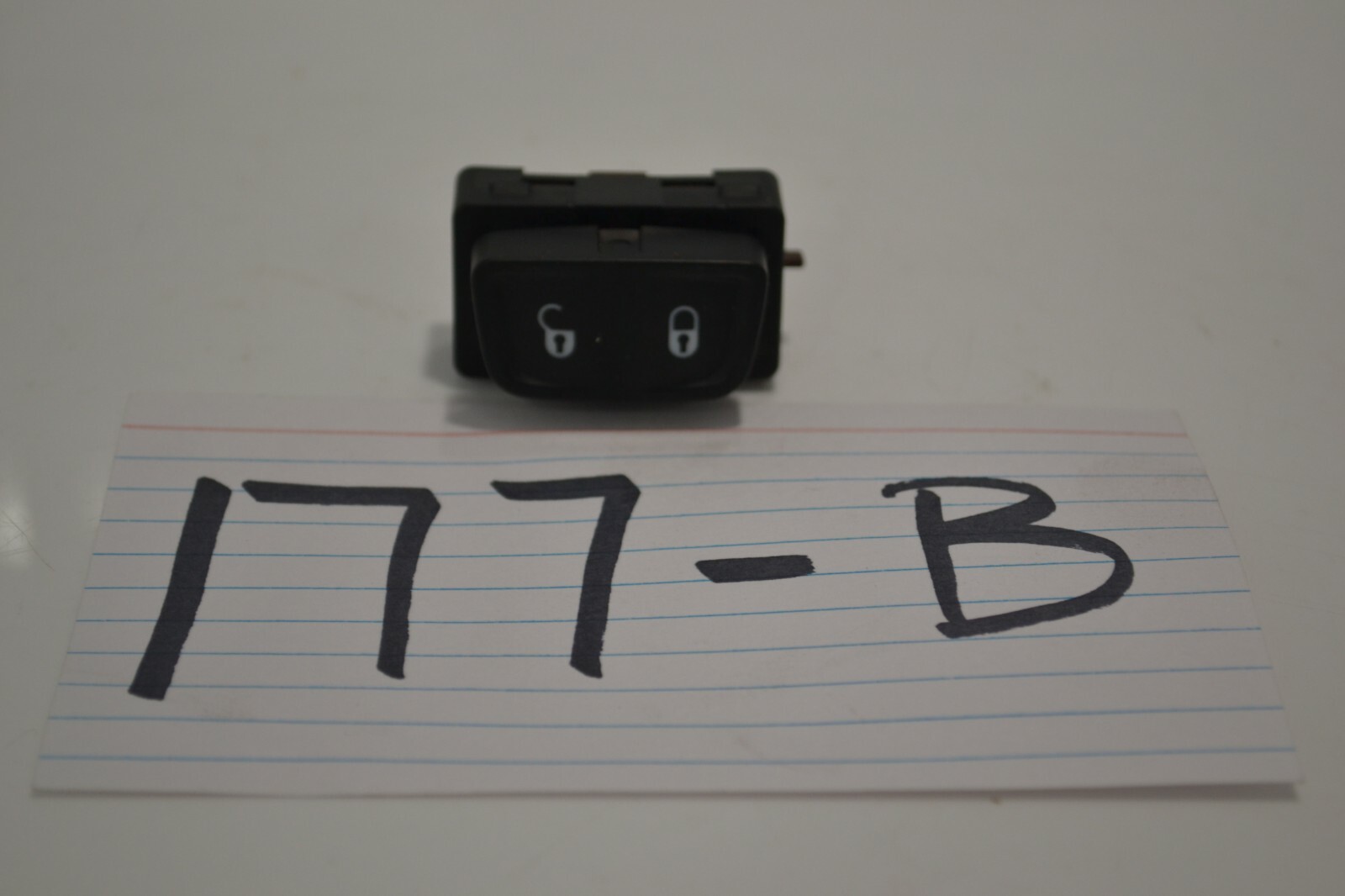 2016 Fiat 500 Master Door Lock Button Switch Control Power #177-B