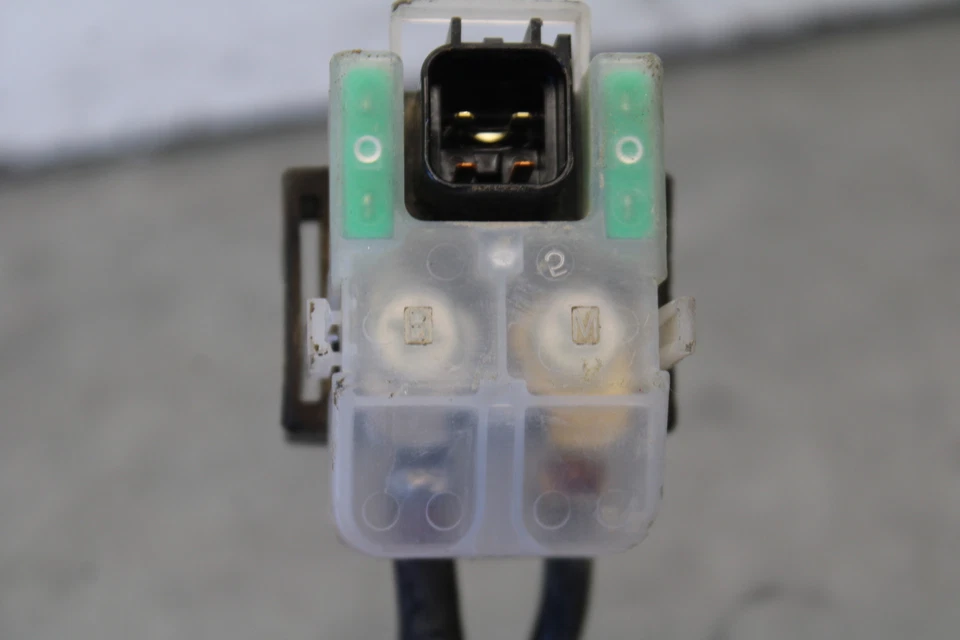 11-24 SUZUKI GSXR750 ENGINE STARTER RELAY STARTING MOTOR SWITCH BB687 - Image 2 of 4