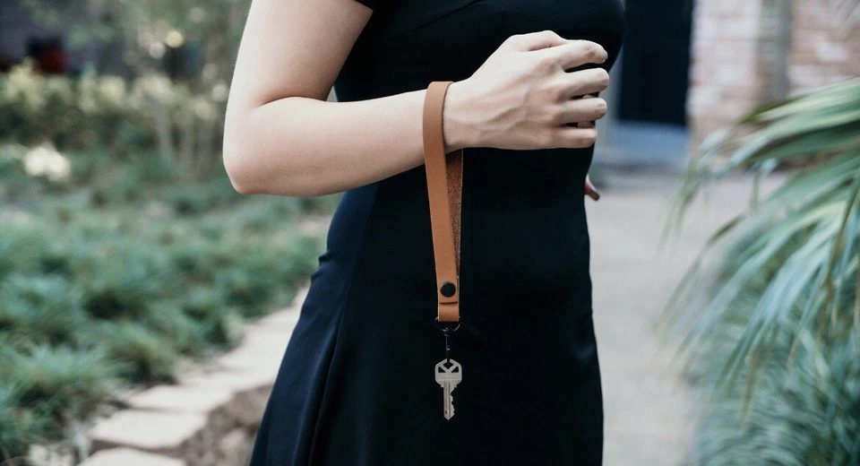 llavero cordón cuero Foto 3 de 4