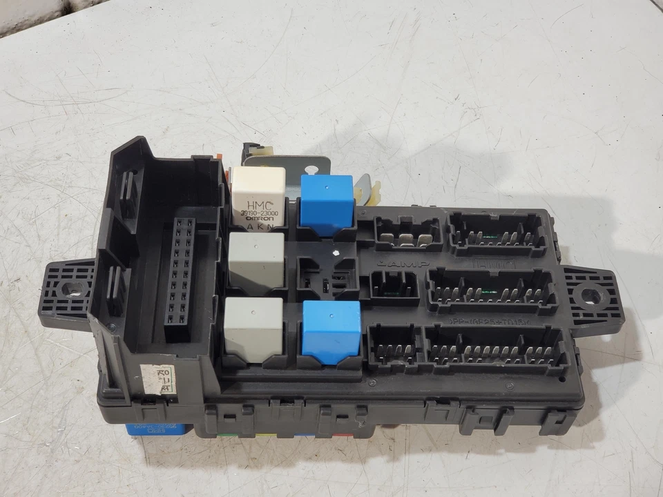 Caja de fusibles relé unión 2001-2006 Hyundai Santa FE Foto 4 de 4