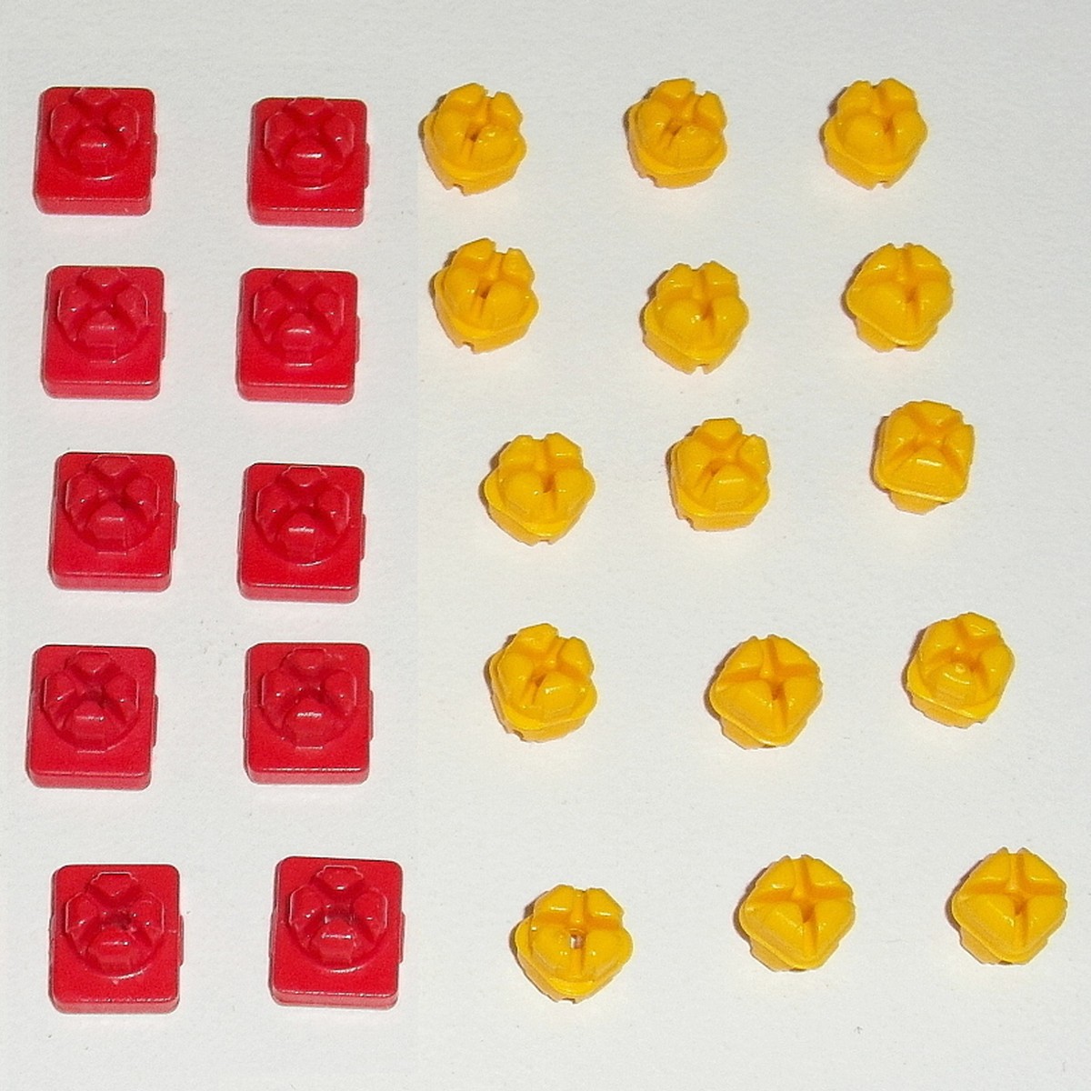 PLAYMOBIL * 25 x RED / YELLOW / WHITE * SYSTEM-X CONNECTORS / TOOL