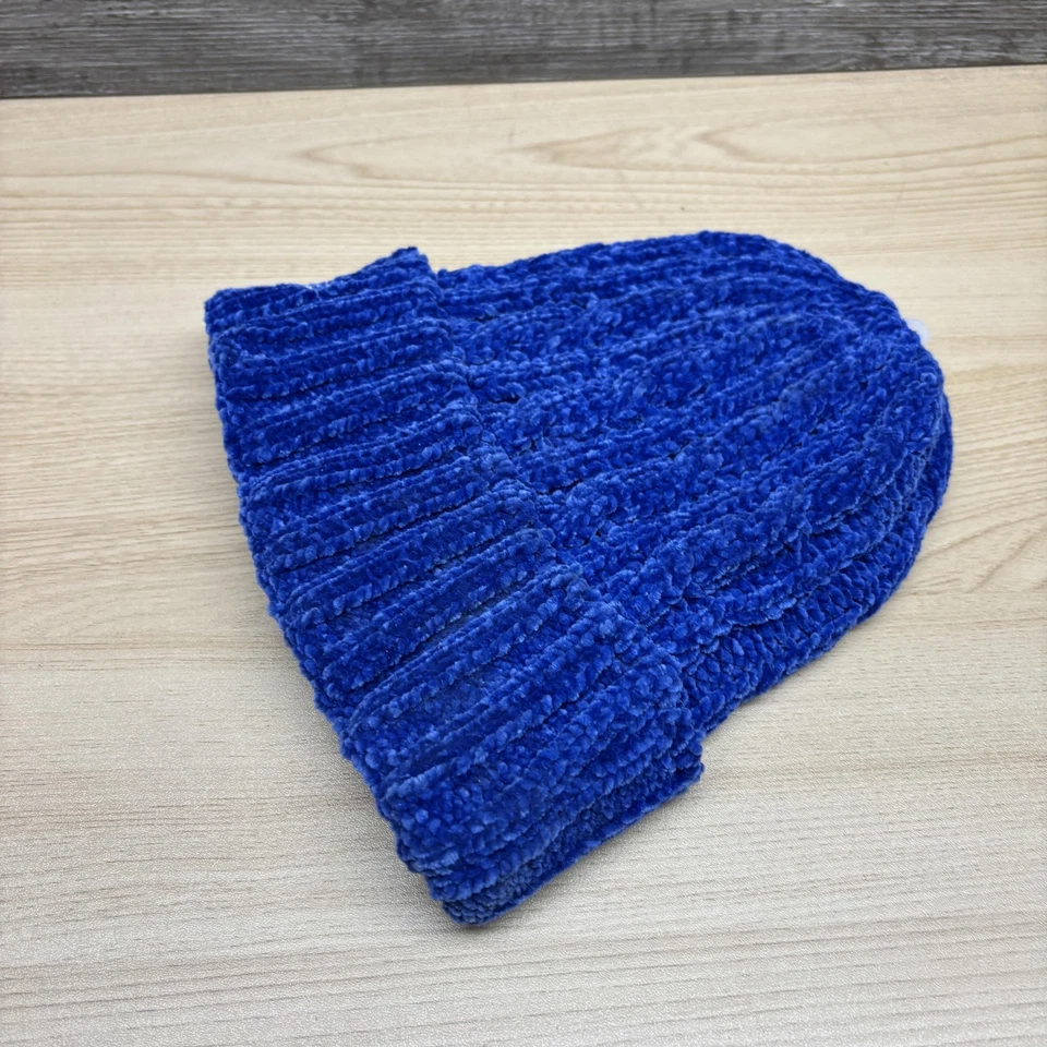 New York Knicks Hat Beanie Womens One Size Blue NBA Basketball Knit New Era - Image 3 of 4