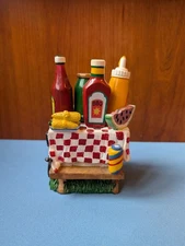 Boston Warehouse resin novelty picnic table w/4 spreading knives