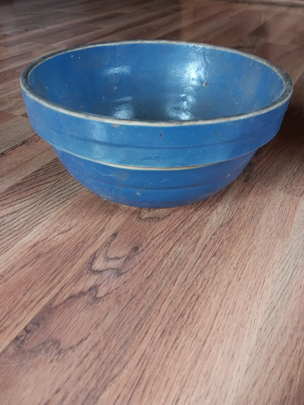 Vintage cobalt blue stoneware mixing bowl, Marking On Back.