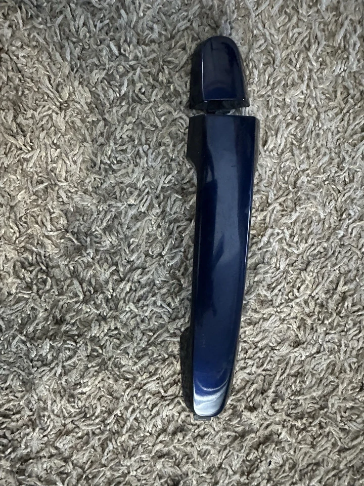 01 02 03 04 05 06 07 TOYOTA HIGHLANDER PASAJERO DERECHO MANIJA PUERTA EXTERIOR TRASERA Foto 2 de 4