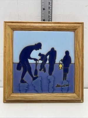 VINTAGE PACIFIC NORTHWEST ART POTTERY TILE CLAM DIGGERS SIGNED CAPRICHIO