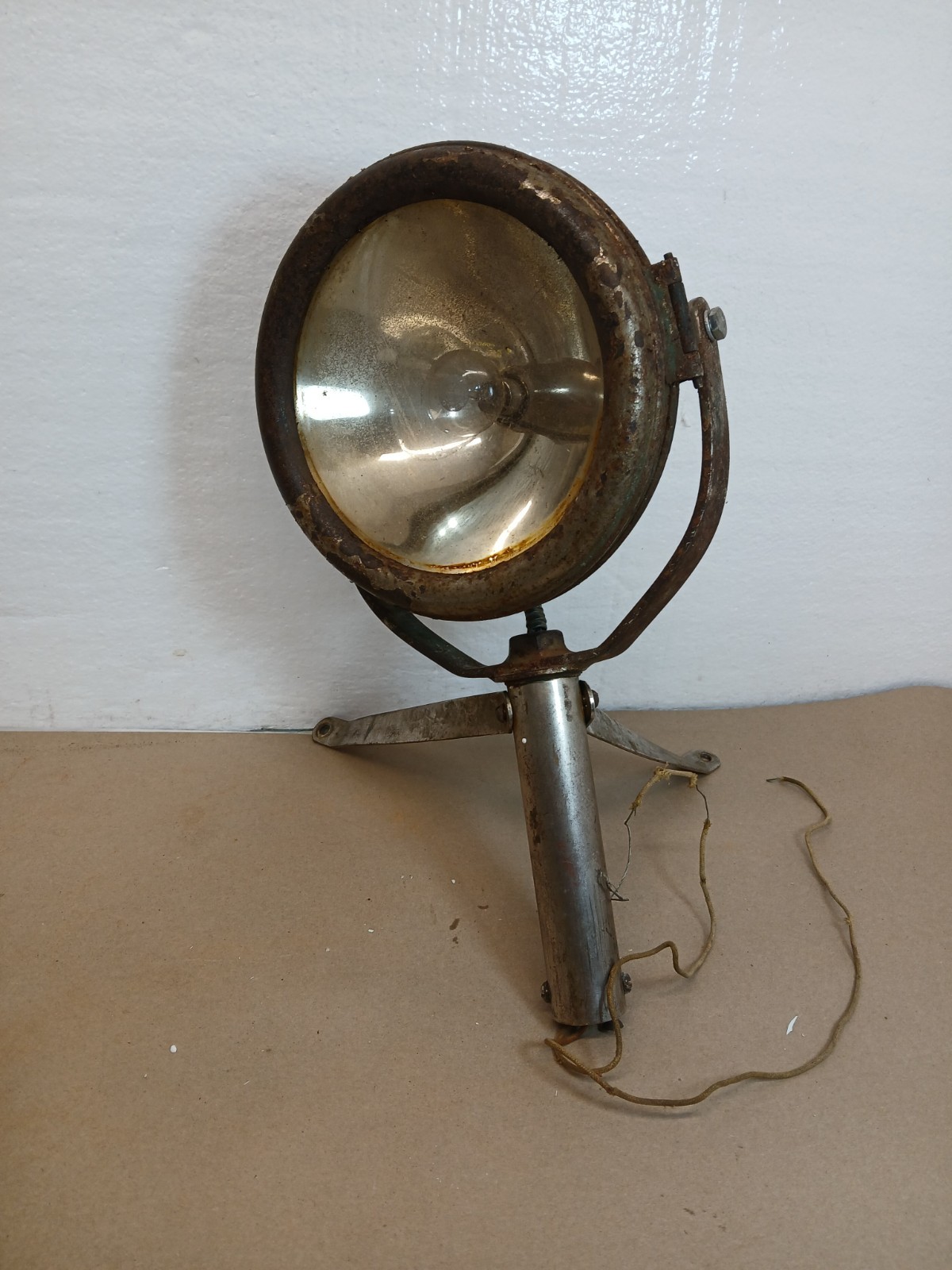 Vintage Vesta Industrial Work Light Spot Light | Machine Shop Lamp
