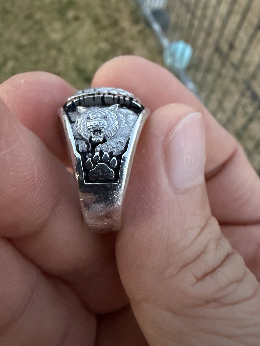 Humble High School Class Ring View 3