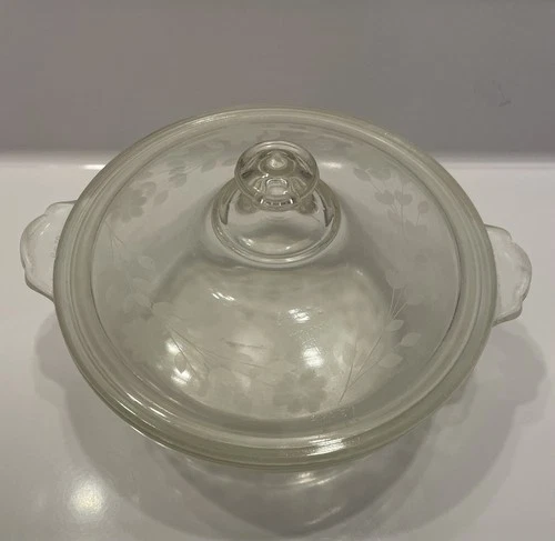 Vintage 1930/40s Pyrex Round Glass 7" 1 QT Cassarole Dish 022-OR-622-B w/ Lid