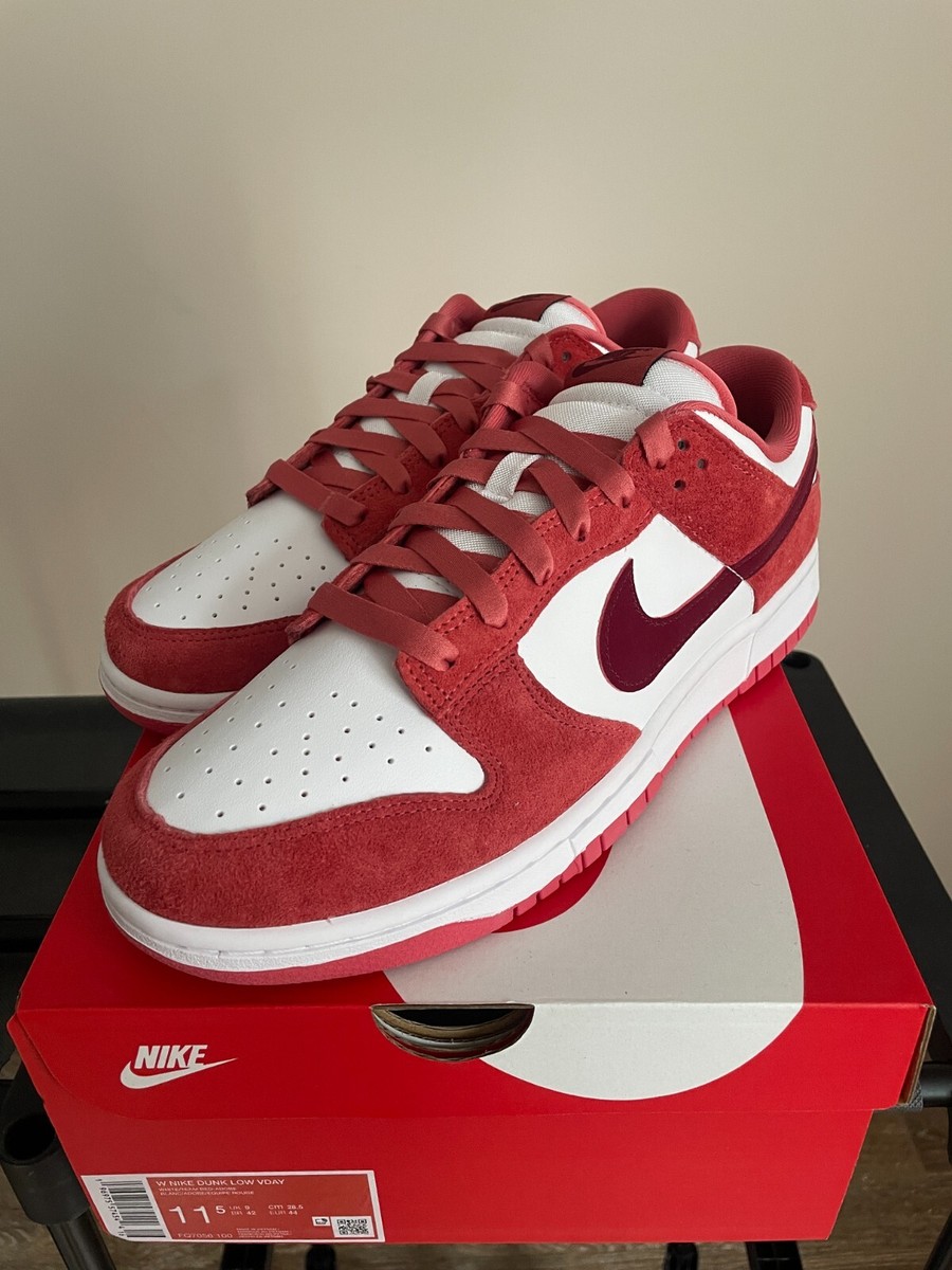 Nike Dunk Low Valentine's Day Men 10 Women FQ7056-100 Pink