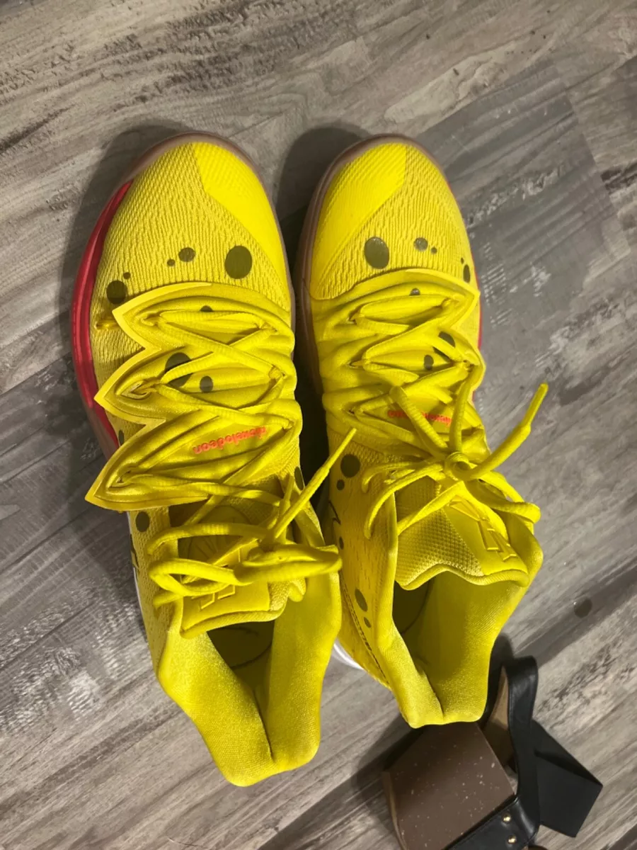 Yellow SpongeBob SquarePants Nike Air Zoom Turbos