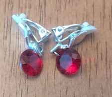 Cute Red Diamond-Shaped Earrings Fake Diamonds 