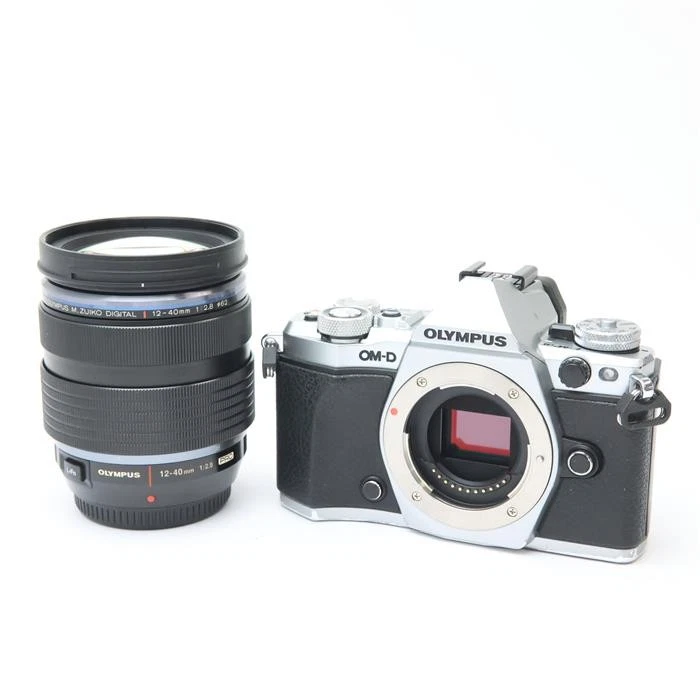 OLYMPUS OM-D E-M5 Mark II シルバー Olympus OM-D E-M5 Mark II + 14-42mm EZ Kit, silver - Mirrorless