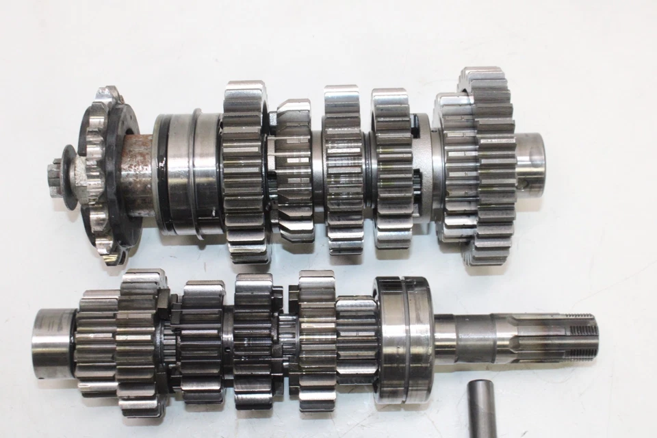 01-07 SUZUKI HAYABUSA GSX1300R MOTOR OEM TRANSMISIÓN ENGRANAJES TRANNY Foto 2 de 4