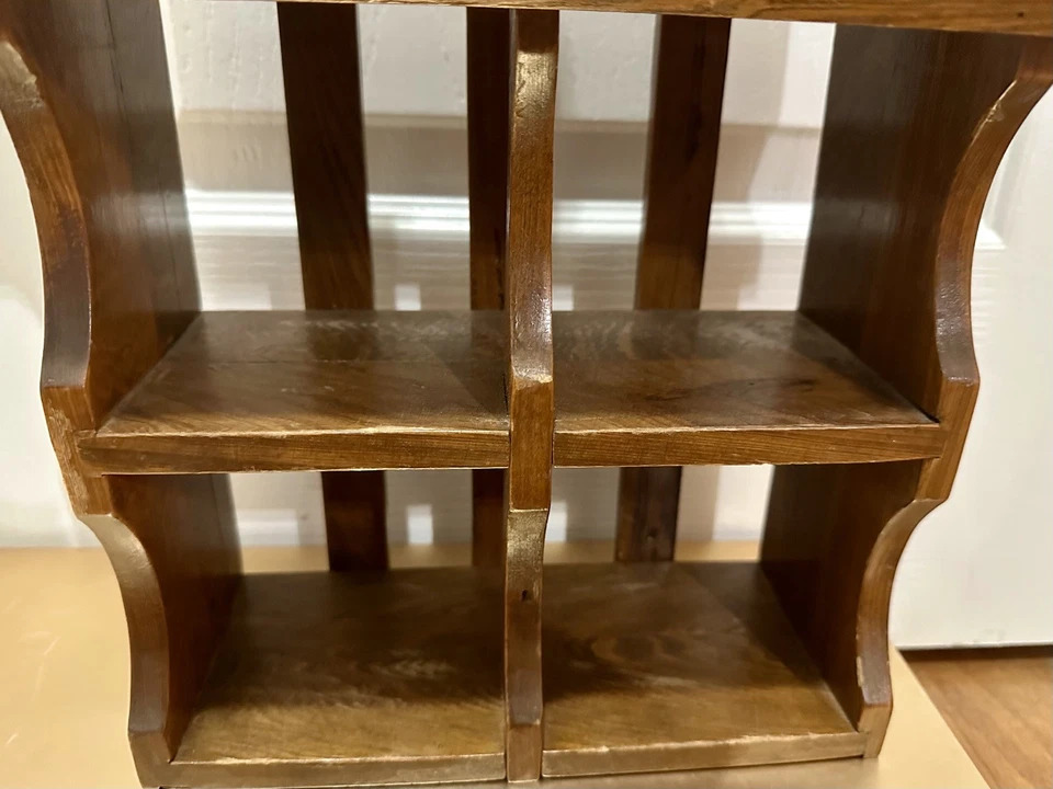 LINDA caja de exhibición de madera vintage de pared o mesa decoración de baratijas de núcleo de cabaña Foto 3 de 4