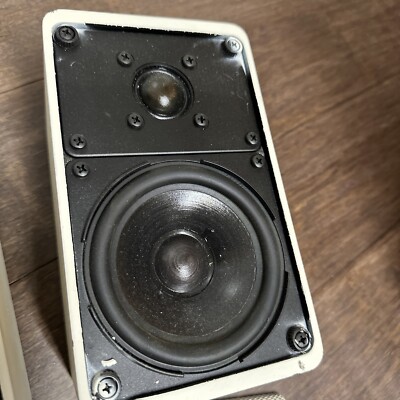 スピーカー・ウーファー CANTON Plus S Made in Germany Canton