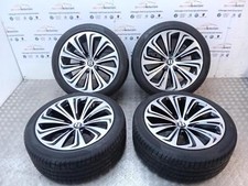 BENTAYGA 2023 22 Inch 4V Twist Spiral Alloy Wheel Set inc Tyres 5-6mm 