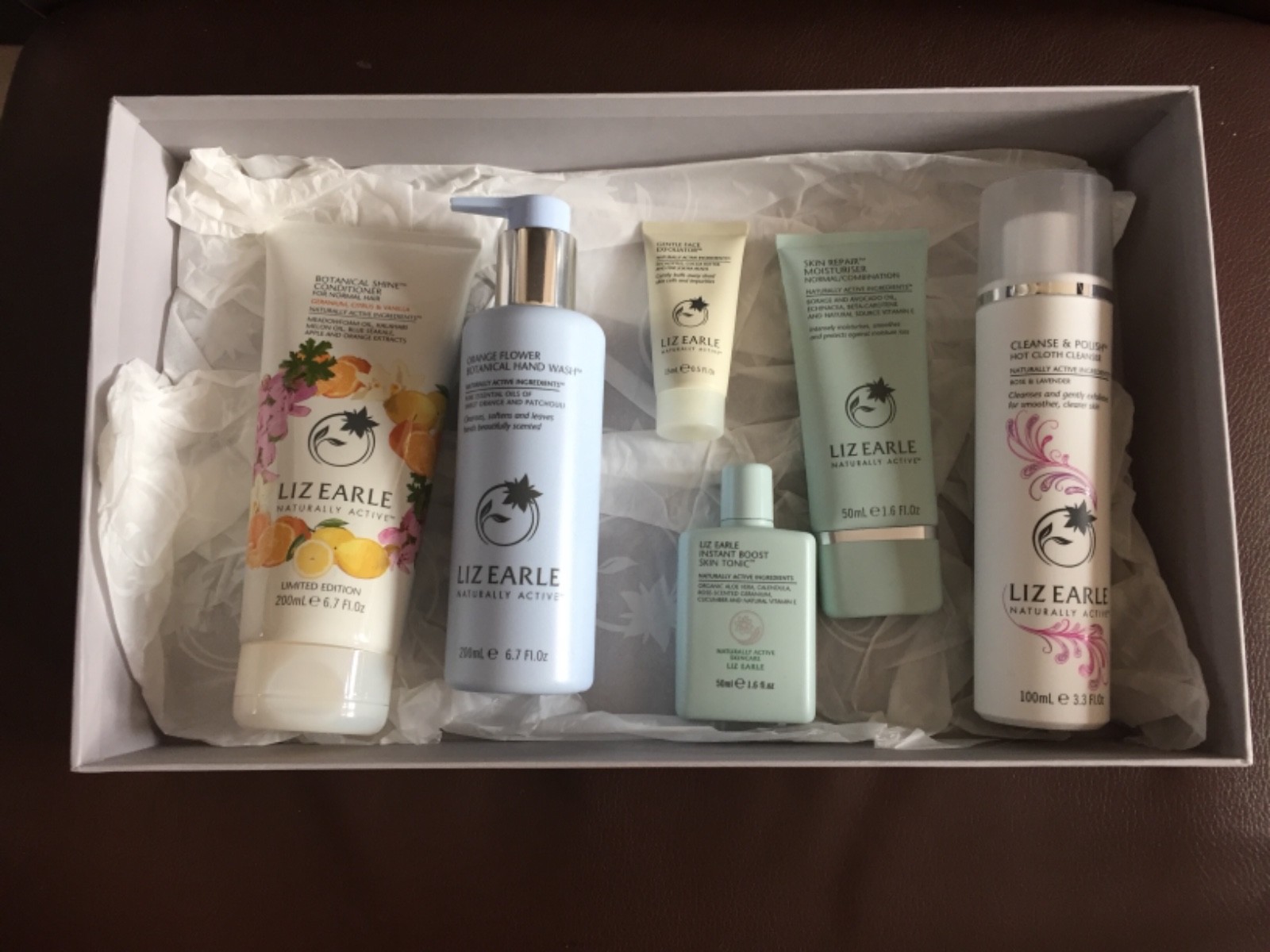 liz earle hand care set