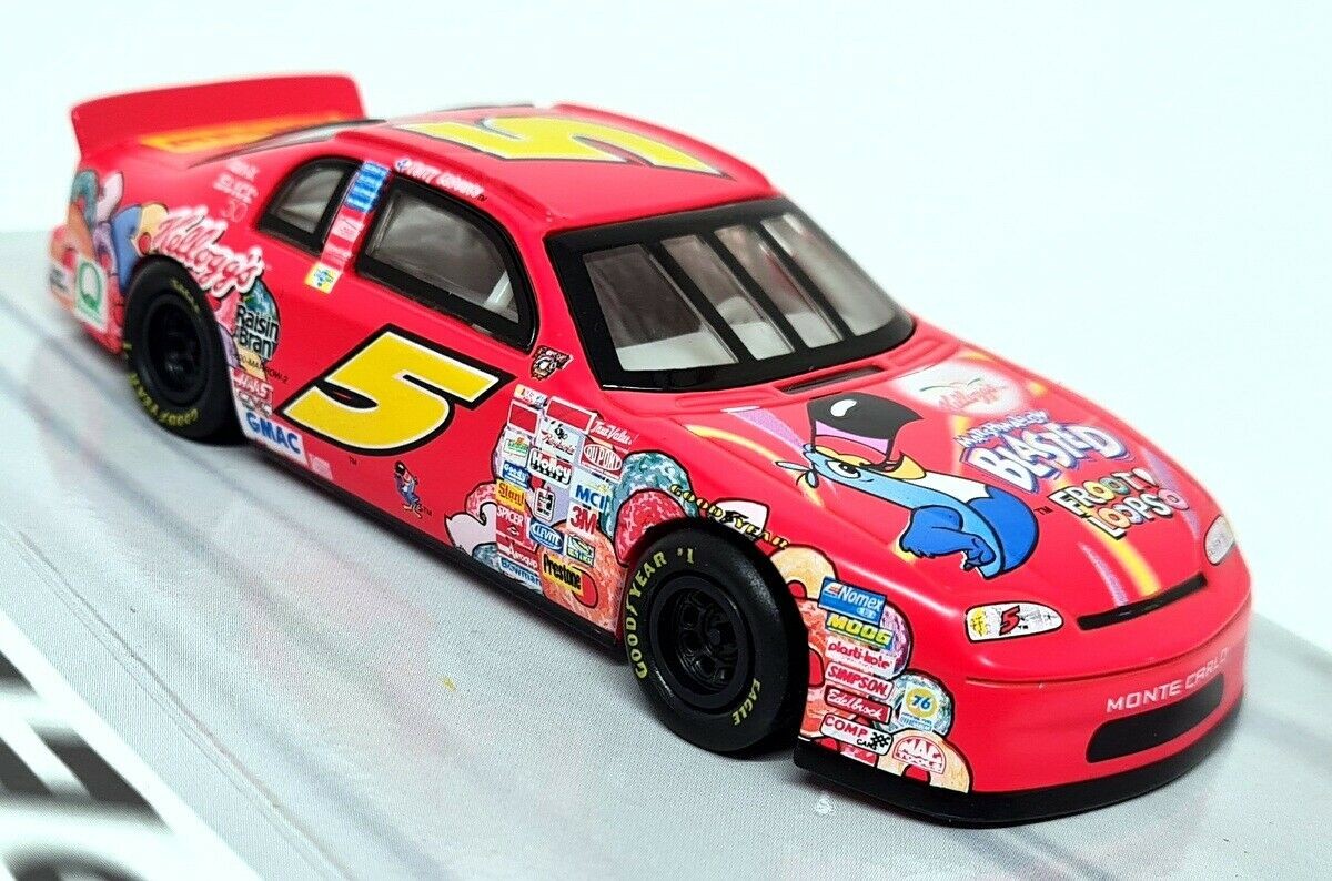 Hot Wheels 1/43 Scale Chevrolet Monte Carlo 1998 Terry Labonte Kellogg's Nascar