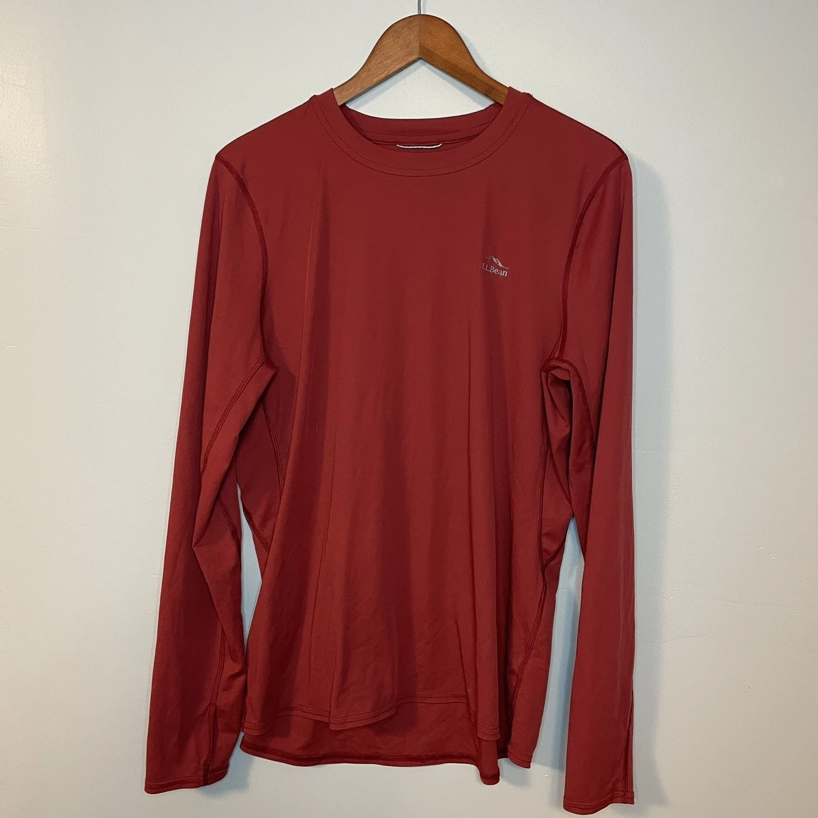 LL Bean Shirt Womens XL Red Lightweight Crew Neck Long Sleeve Base Layer