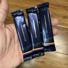 Vandoren Bb Clarinet Traditional Reeds Strength 2, 3 Reeds. NEW