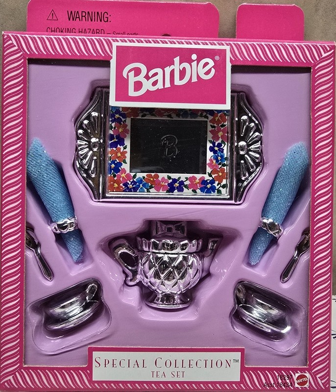 VINTAGE 1997 #18297 Asst. 18434 Barbie Special Collection Tea Set [Silver]