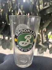 Brooklyn Brewery Beer Pint Glass NY New York Brewing Brewpub NYC 6”